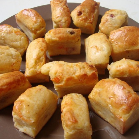 Mini-cakes salés au surimi Mini-cakes salés au surimi